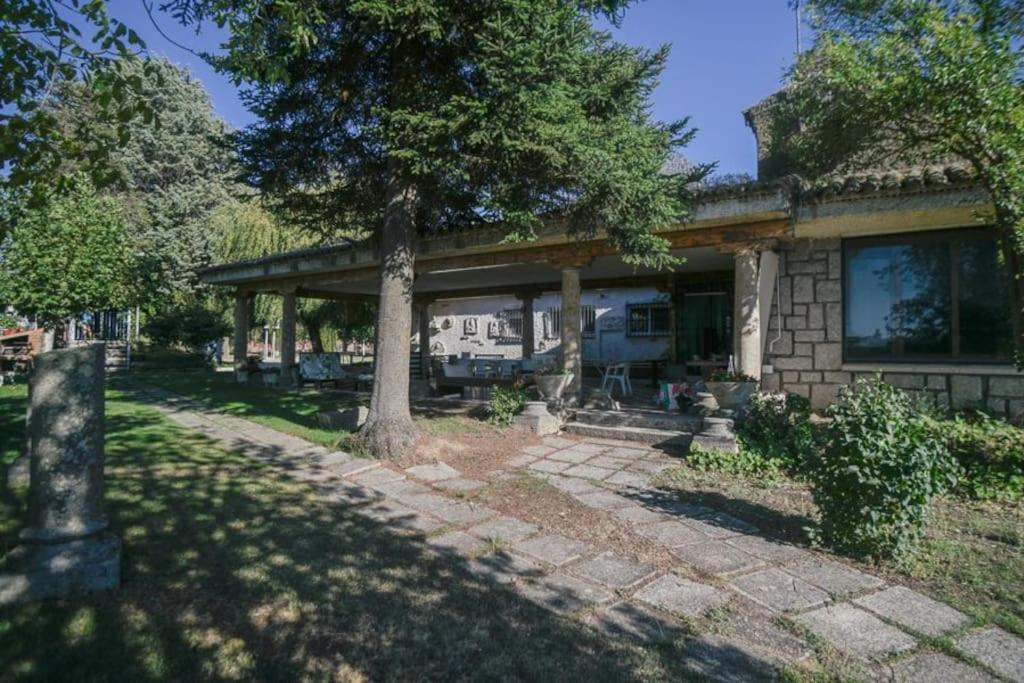 El Chalet De Gloria Santa Marta de Tormes Buitenkant foto