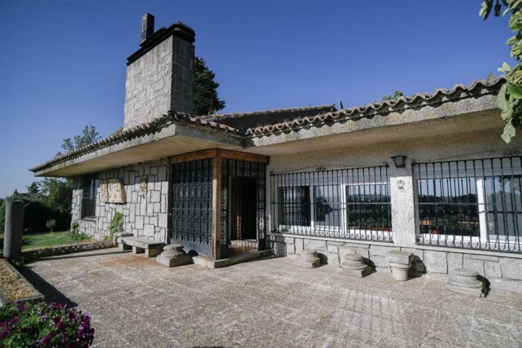 El Chalet De Gloria Santa Marta de Tormes Buitenkant foto