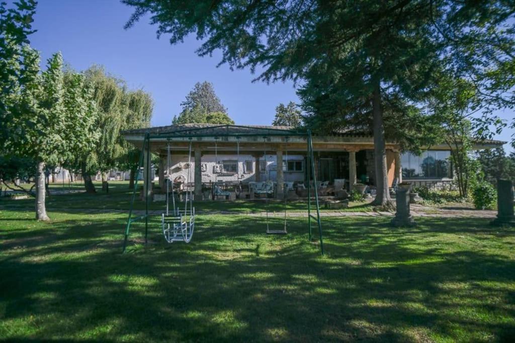 El Chalet De Gloria Santa Marta de Tormes Buitenkant foto